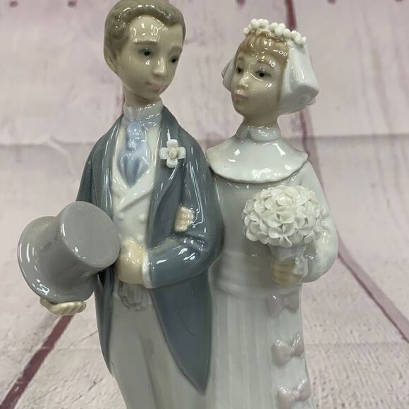 Lladro Porcelain no. 4808 Wedding Bride and Groom Figurine Sculpture - Picture 5 of 12
